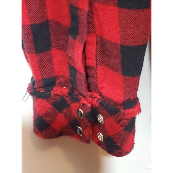 Reba Size Large Buffalo Plaid Red Black Snap Up Beaded Raw Edge Flannel Shirt - Picture 10 of 14